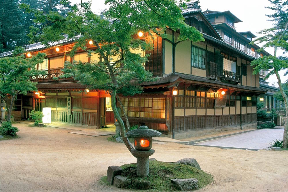 wa sakura - japon - tourisme - voyage - hébergement - traditionnel - hiroshima - miyajima - ryokan iwaso