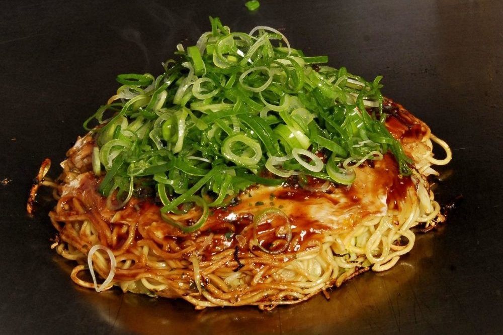WA SAKURA - Japon - Cuisine japonaise - Okonomiyaki d'Hiroshima - Okonomiyaki - cuisine locale - Hiroshima