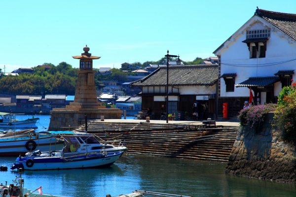 port bateaux fukuyama traditionnel historique tourisme japon hiroshima tomonouchi